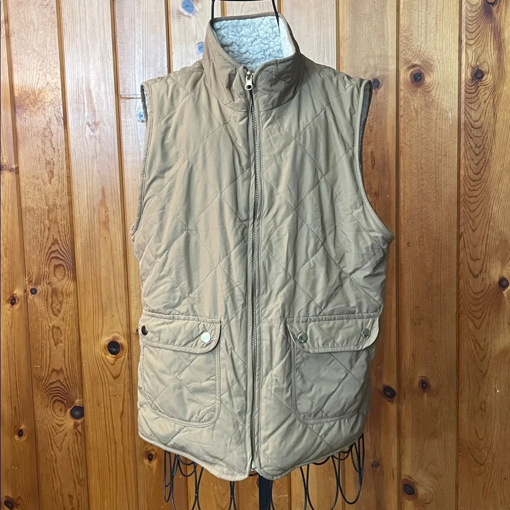 Love Tree Men's Brown Quilted Vest